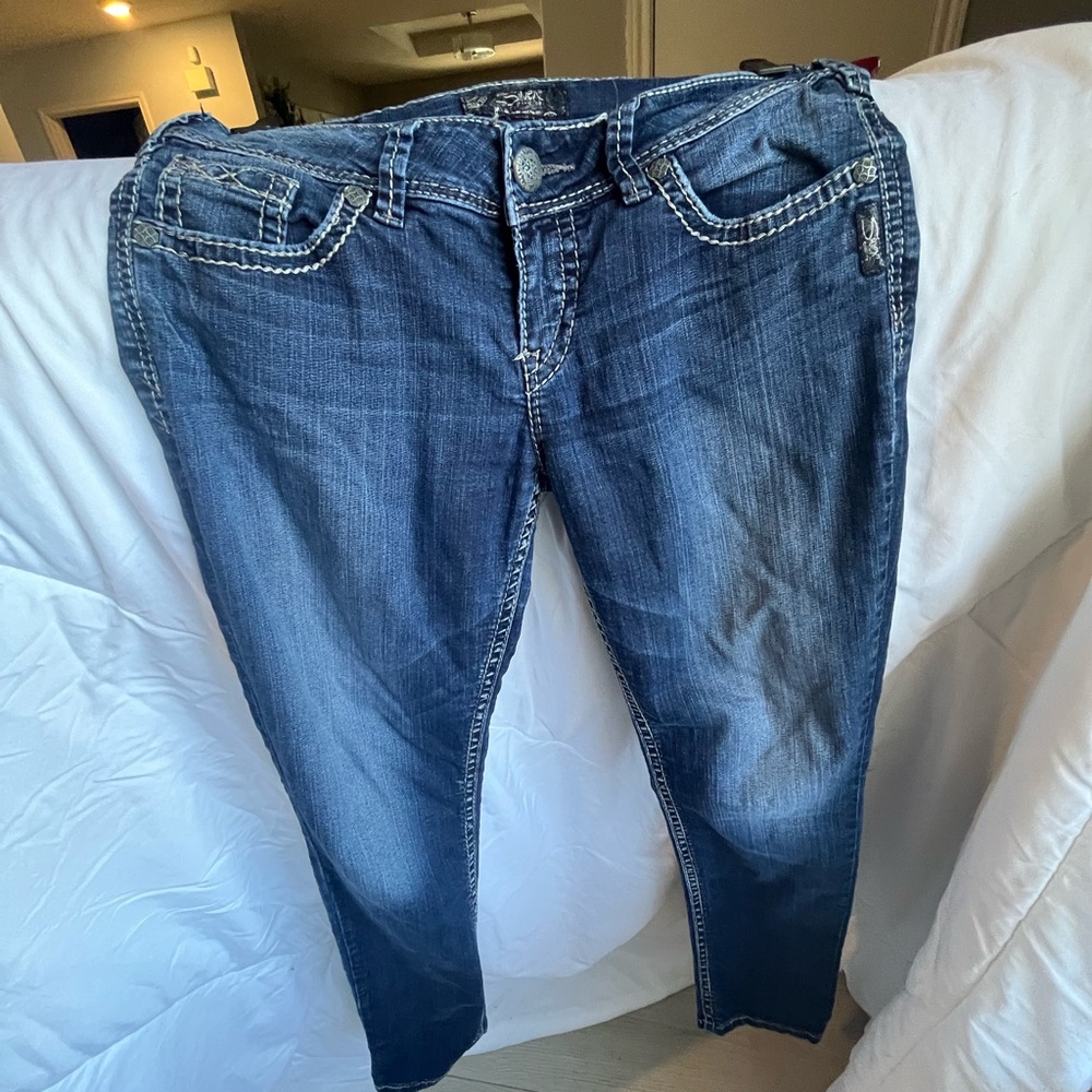 EUC Silver Brand Suki Skinny Jeans W 28 L‎ 29